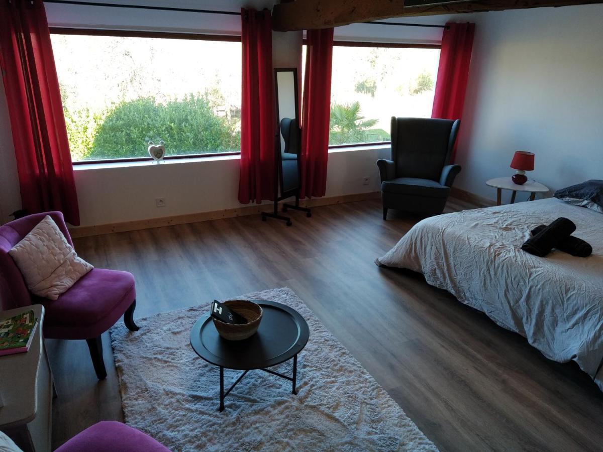 Gite "La Renaudaie" - Piscine Juvigny Les Vallees Ngoại thất bức ảnh