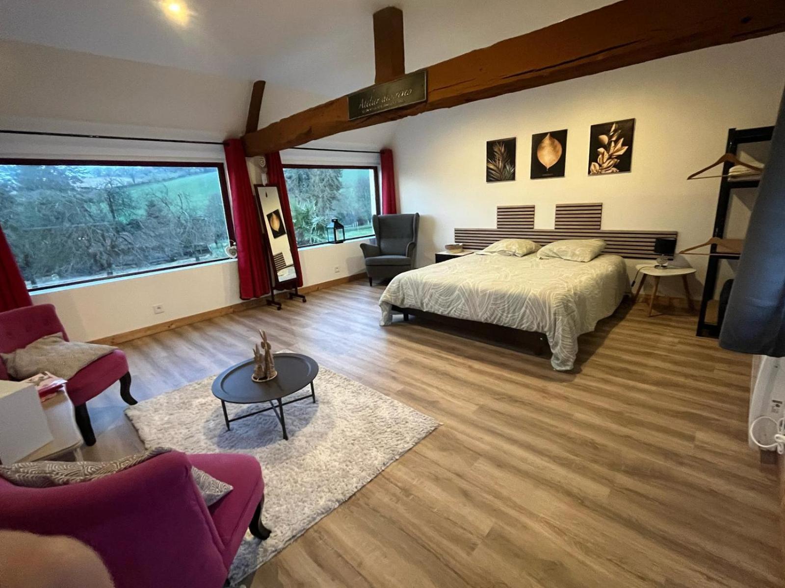 Gite "La Renaudaie" - Piscine Juvigny Les Vallees Ngoại thất bức ảnh