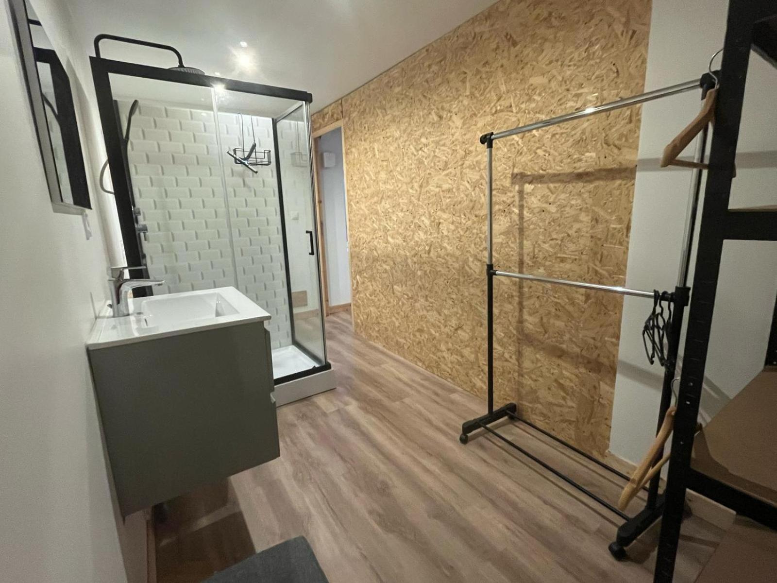 Gite "La Renaudaie" - Piscine Juvigny Les Vallees Ngoại thất bức ảnh